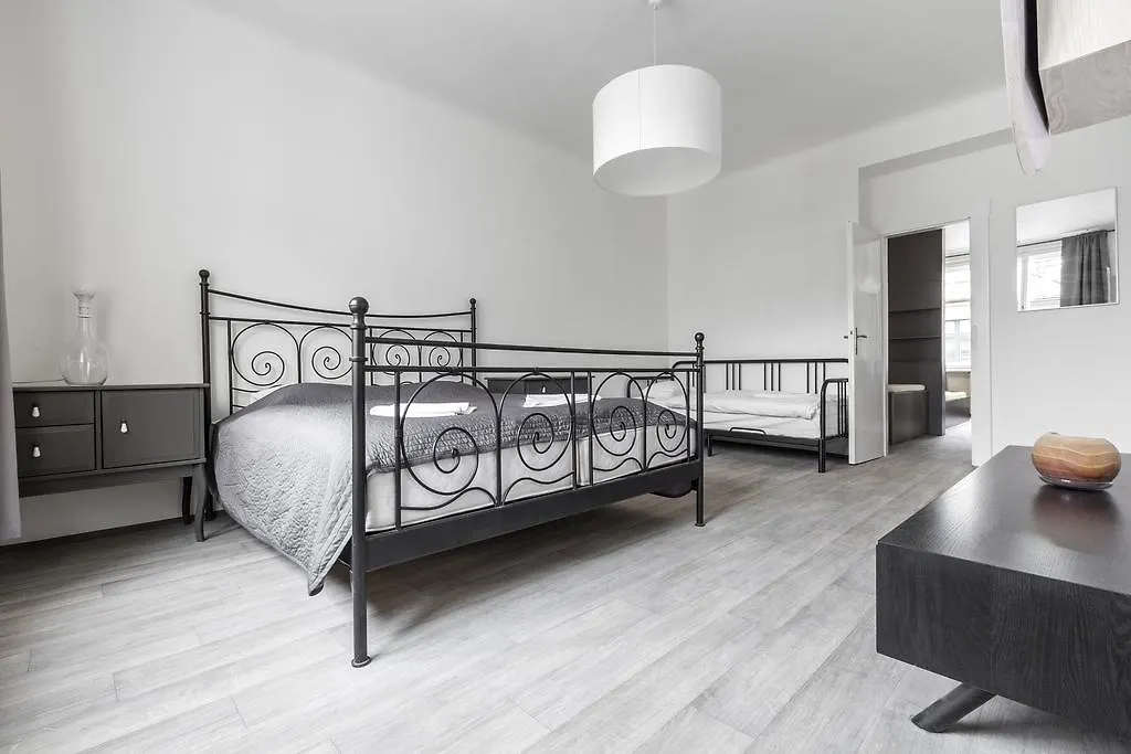 Premier Apartments Old Town Hradebni Prag Çek Cumhuriyeti